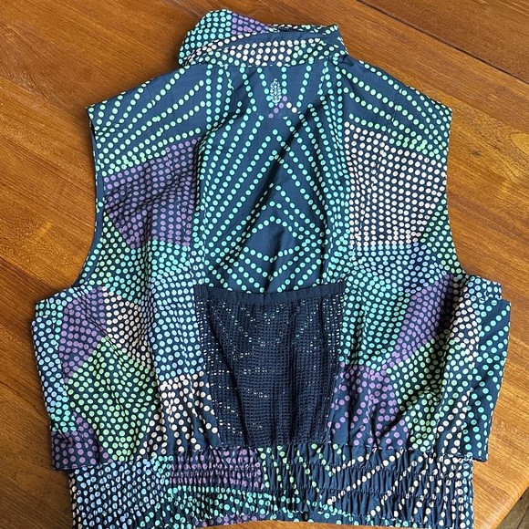 Free People FP MOVEMENT Off The Grid Printed Vest (discontinued pattern) - Picture 3 of 5